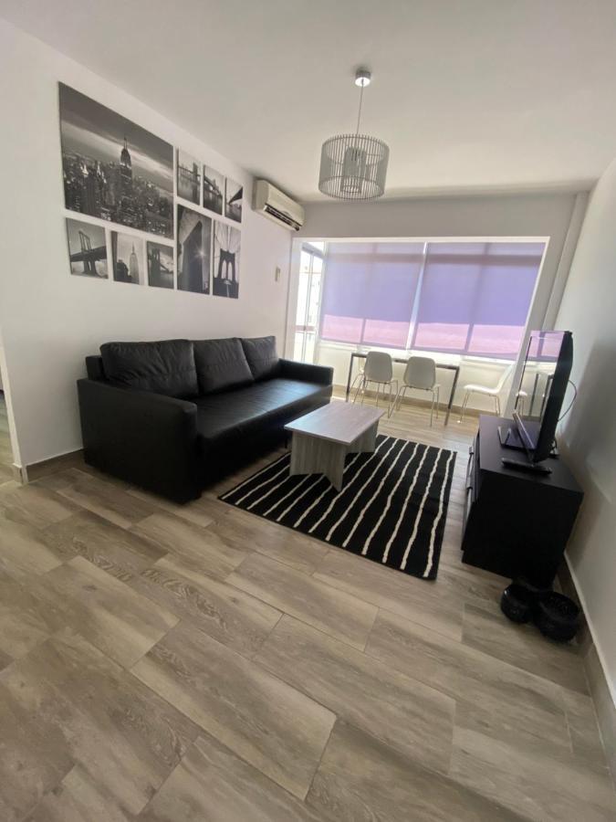 Апартаменти Panoramic City Center Flat In Арройо-де-ла-М'єль Екстер'єр фото